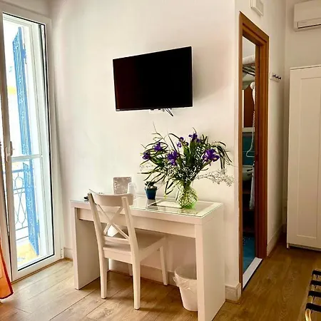 Bed & Breakfast Sant'agostino & 4*